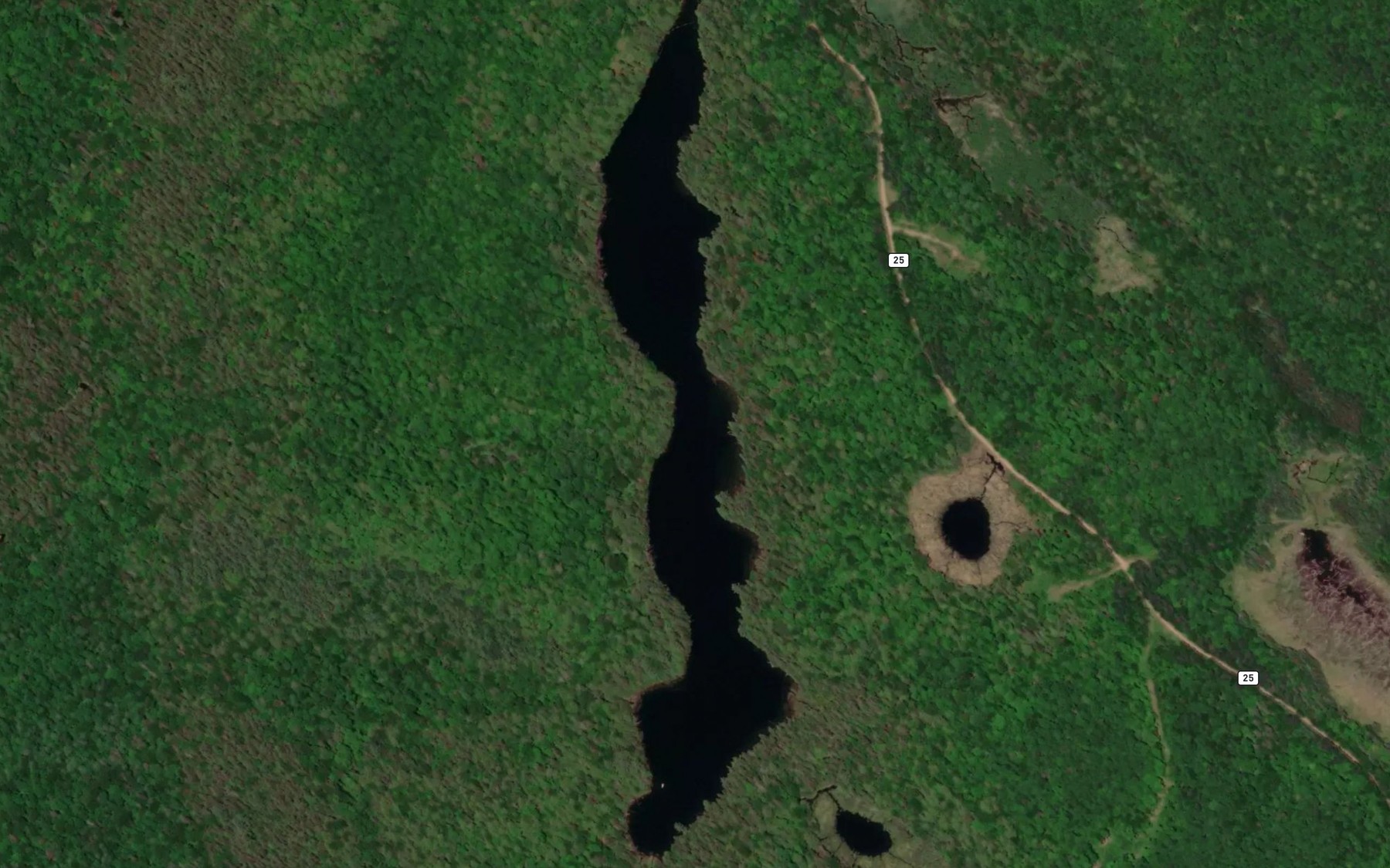 Satellite map of the Lac Thomas