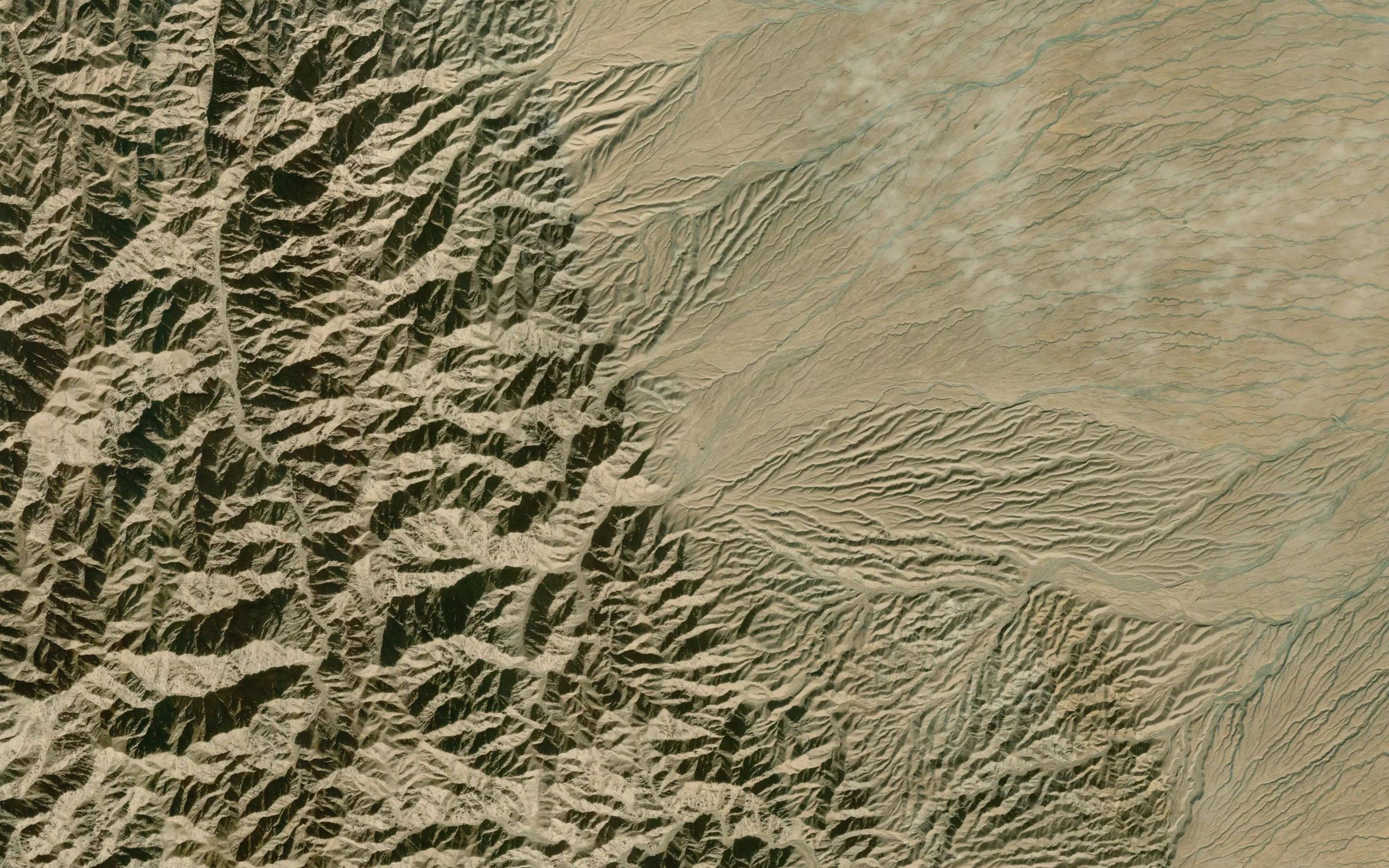 Chesmeh-ye `Aliabad