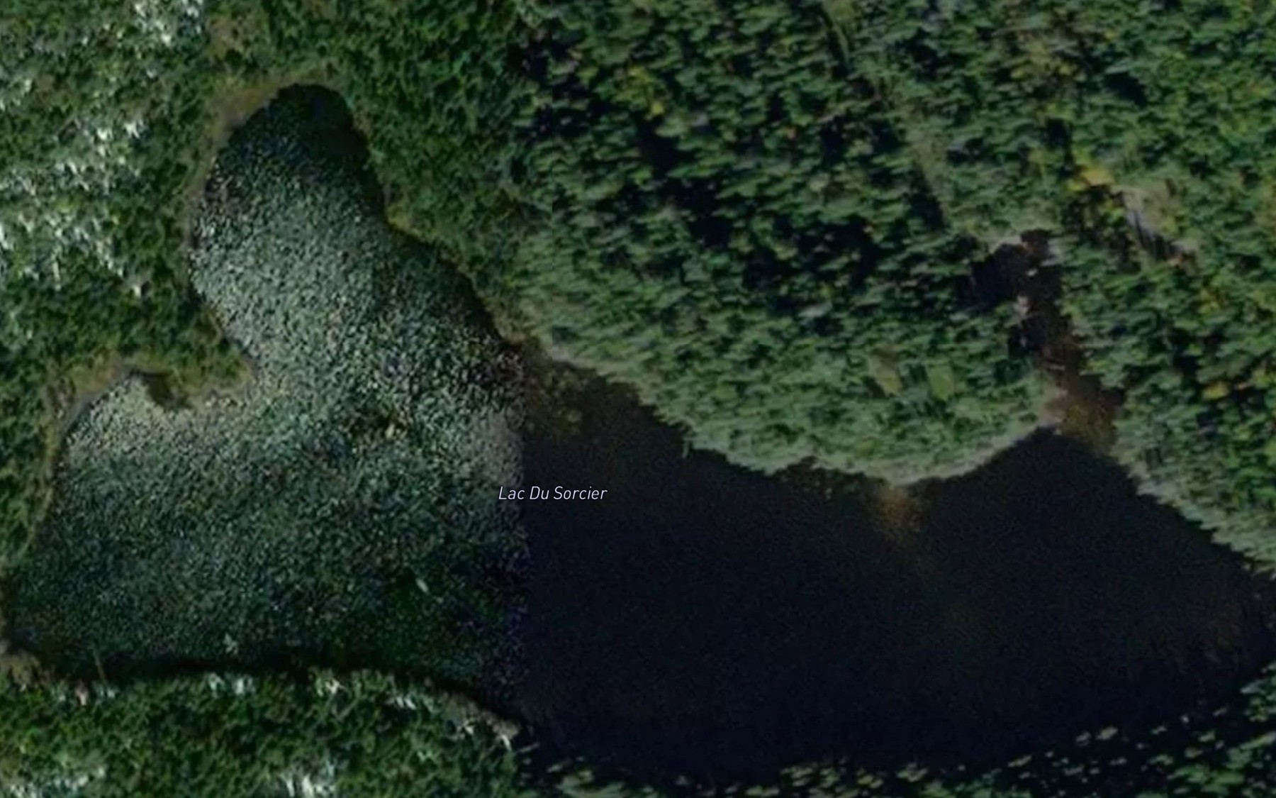 Satellite map of the Lac du Sorcier