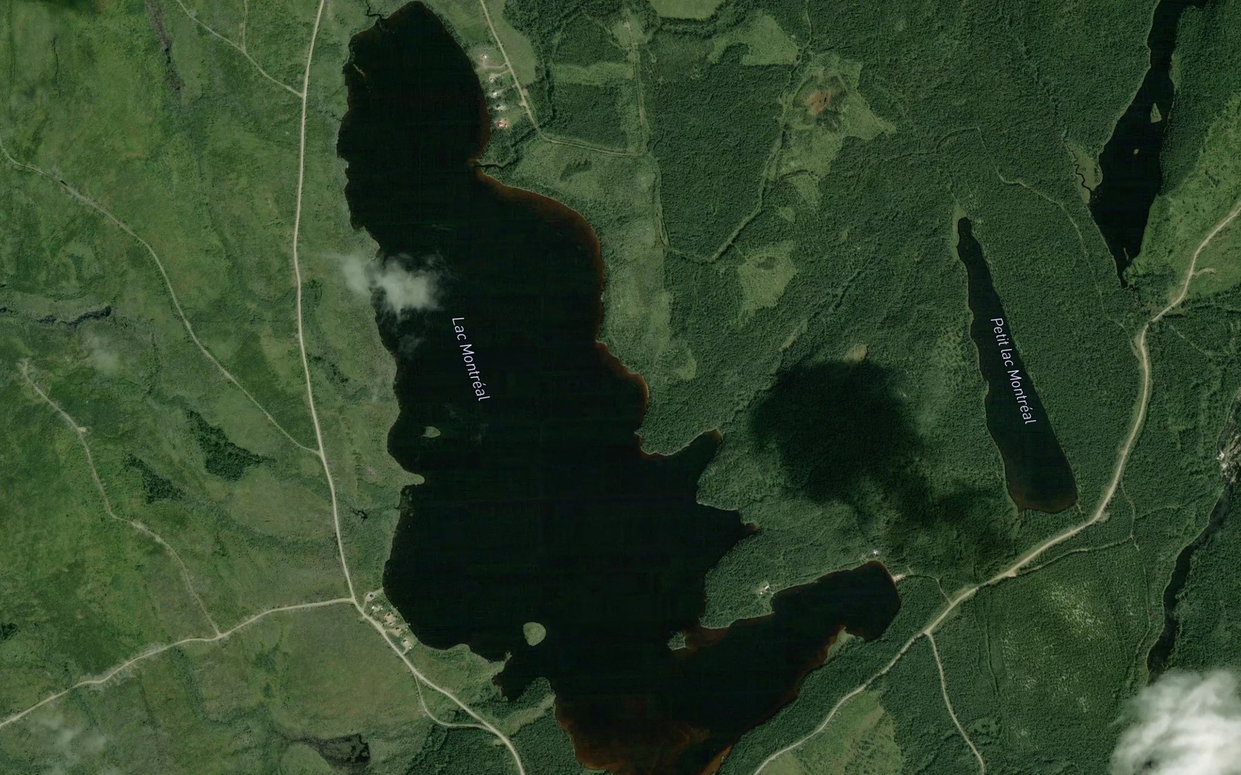 Satellite map of the Lac Montreal