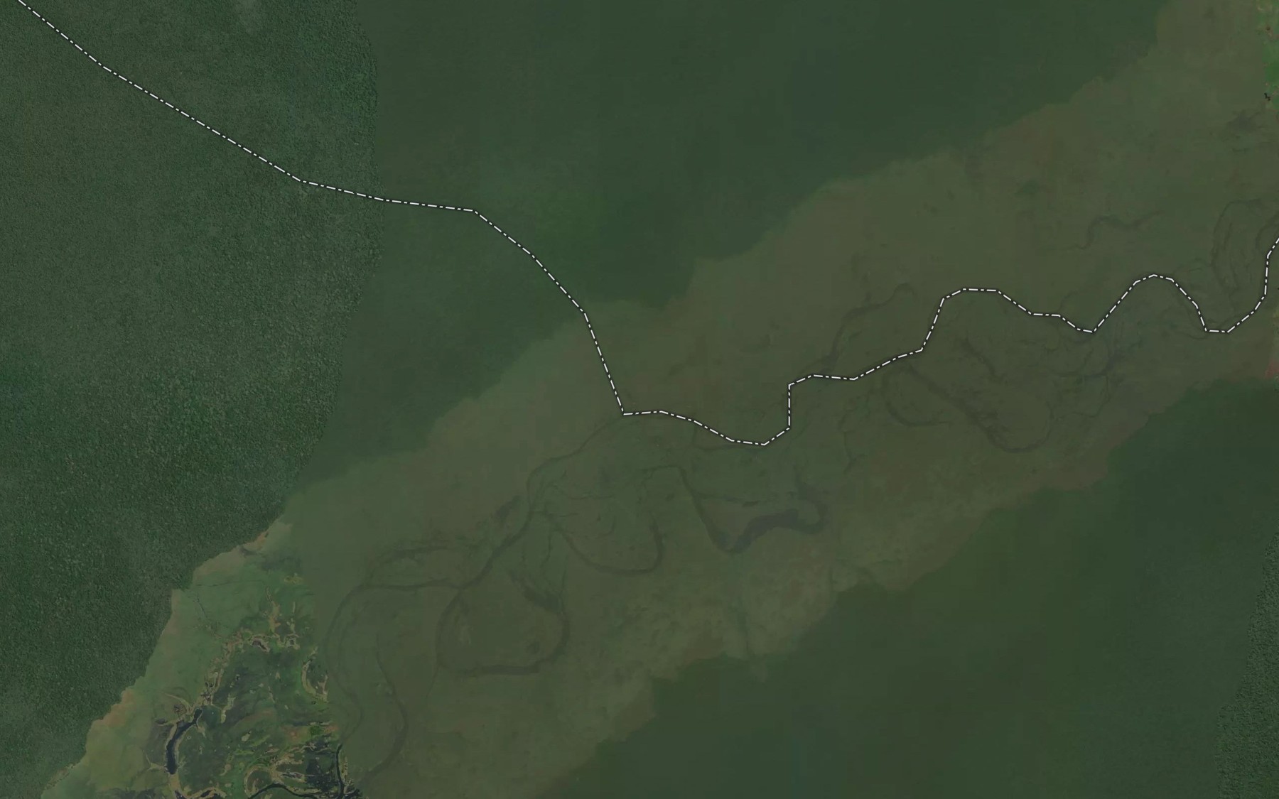 Satellite map of the Chenal de Botungu