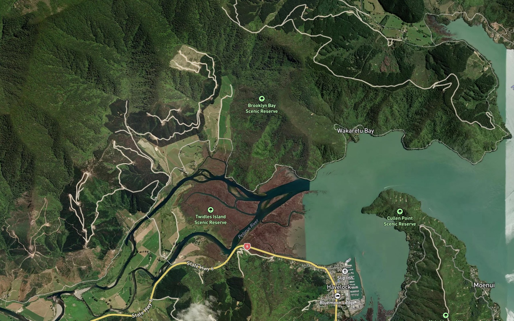 Satellite map of the Kaikumera Bay