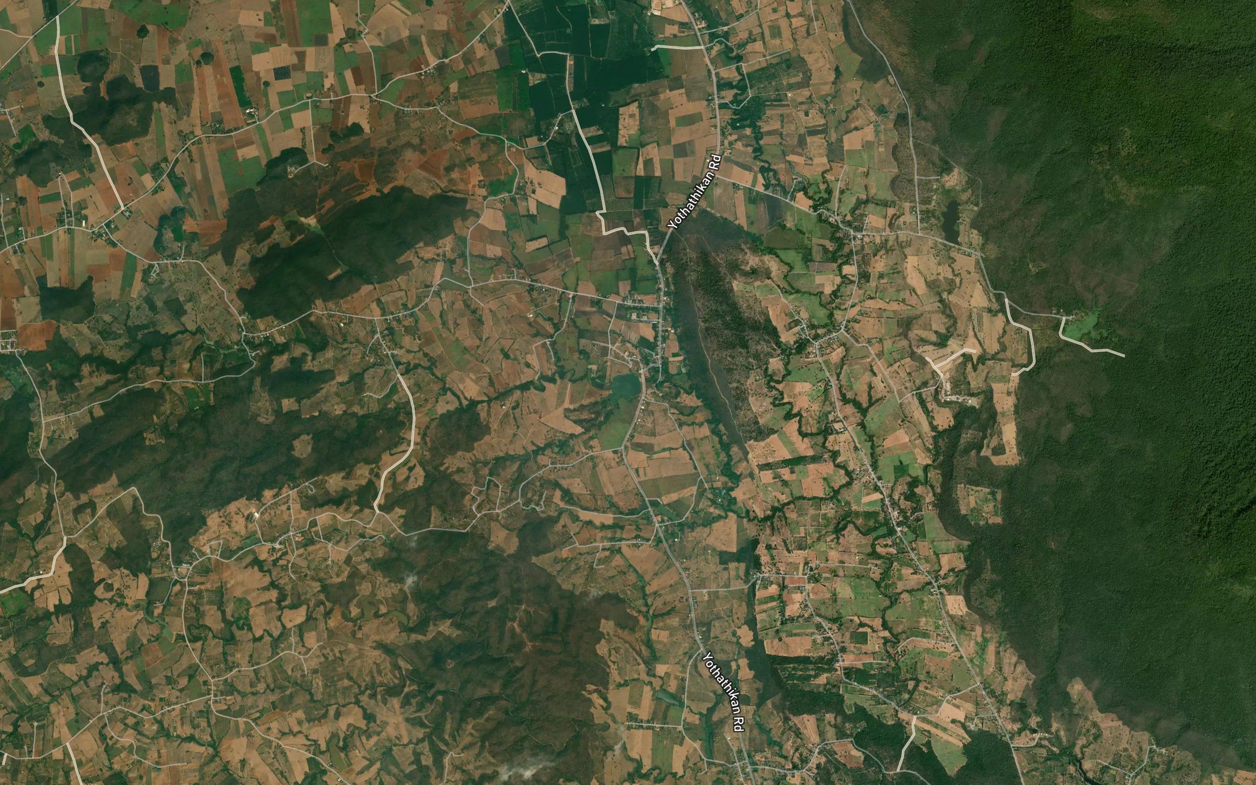 Ang Kep Nam Ban Raroeng