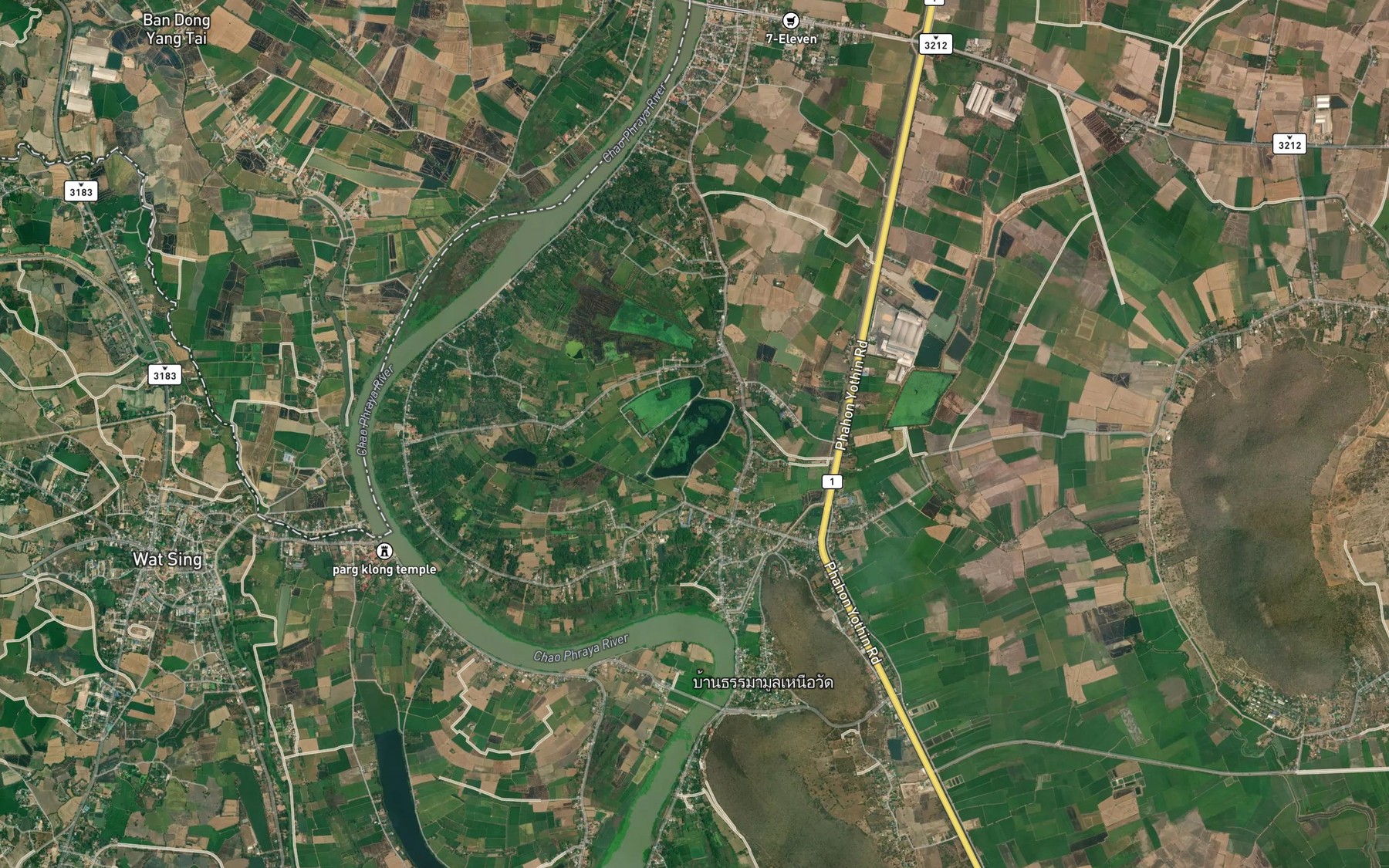 Satellite map of the Bueng Samphao