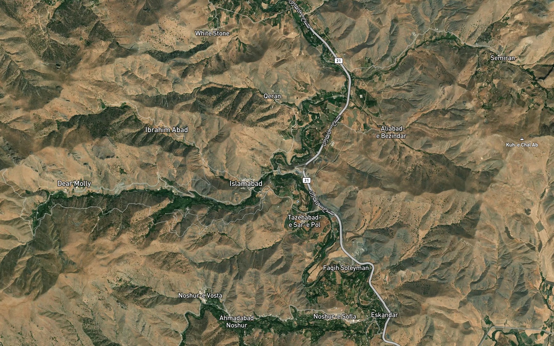 Satellite map of the Rudkhaneh-ye Cham Qola Galleh