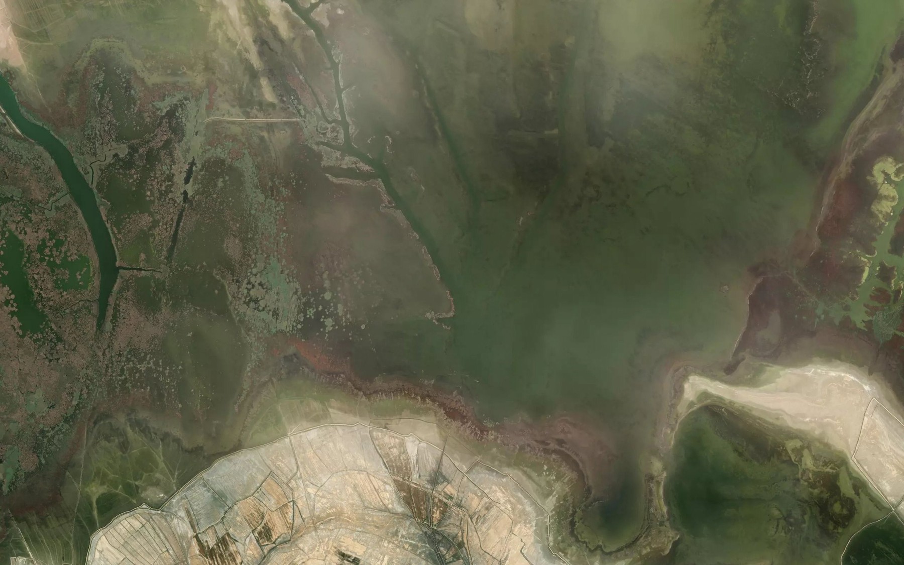 Satellite map of the Nahr-e `Atash