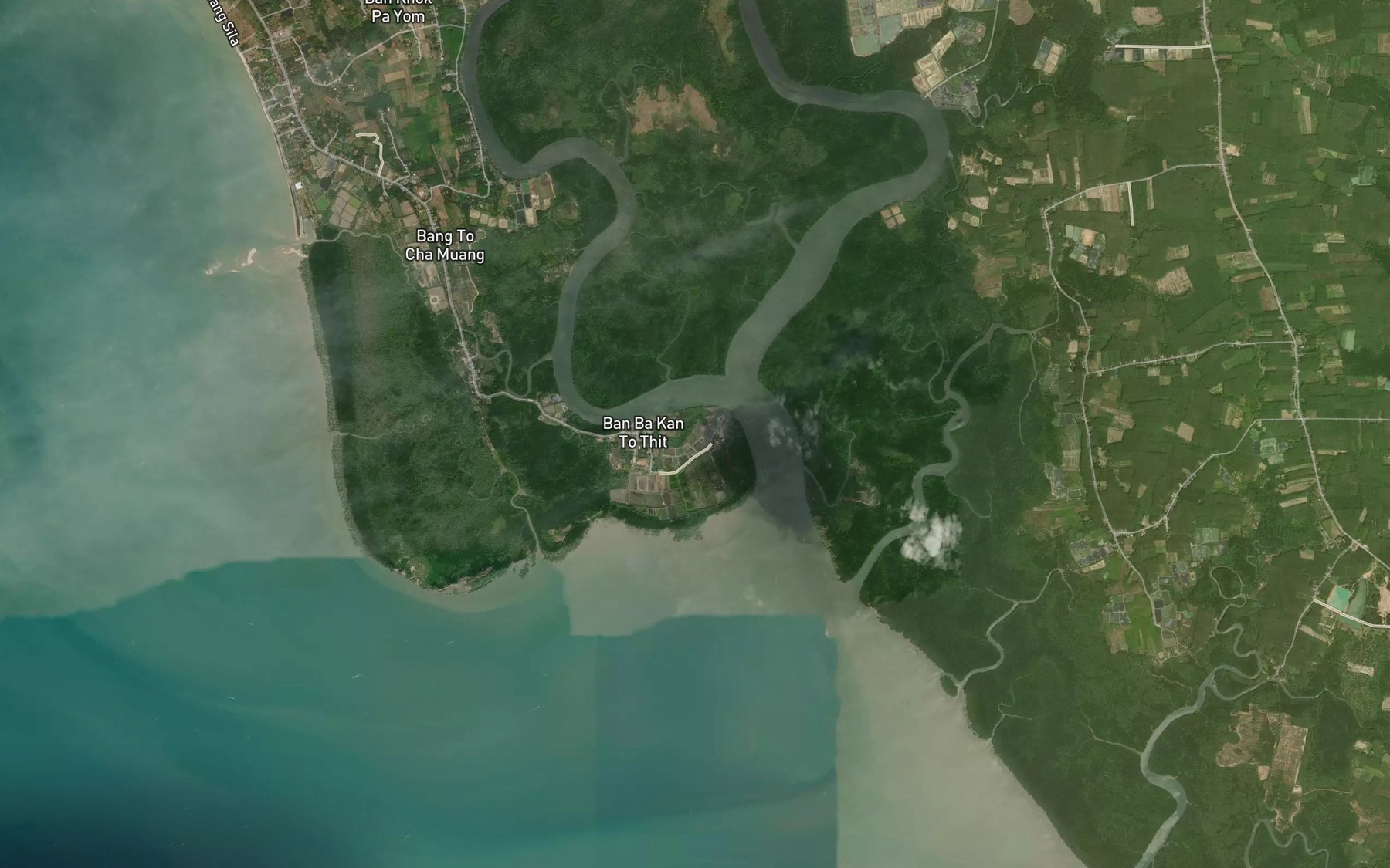 Satellite map of the Khlong Li Liap