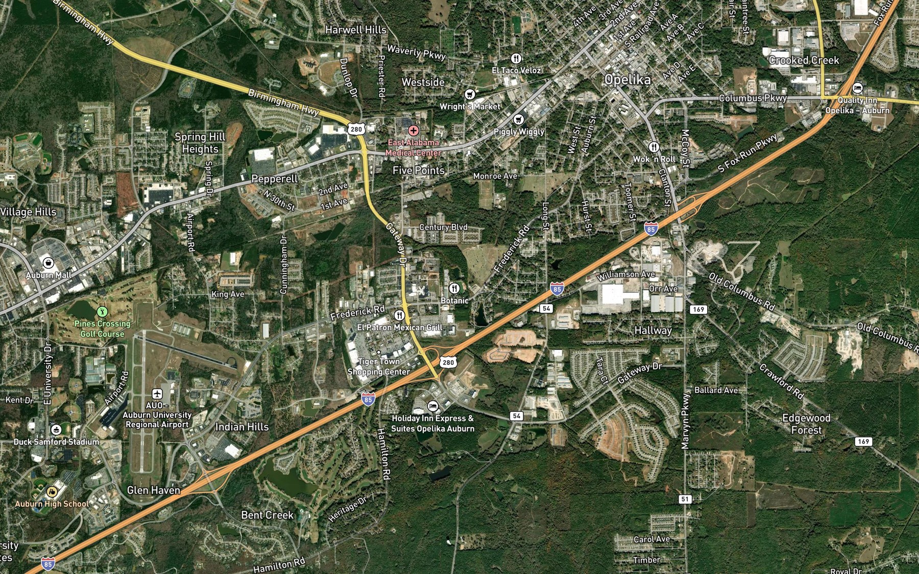 Satellite map of the Dukes Pond