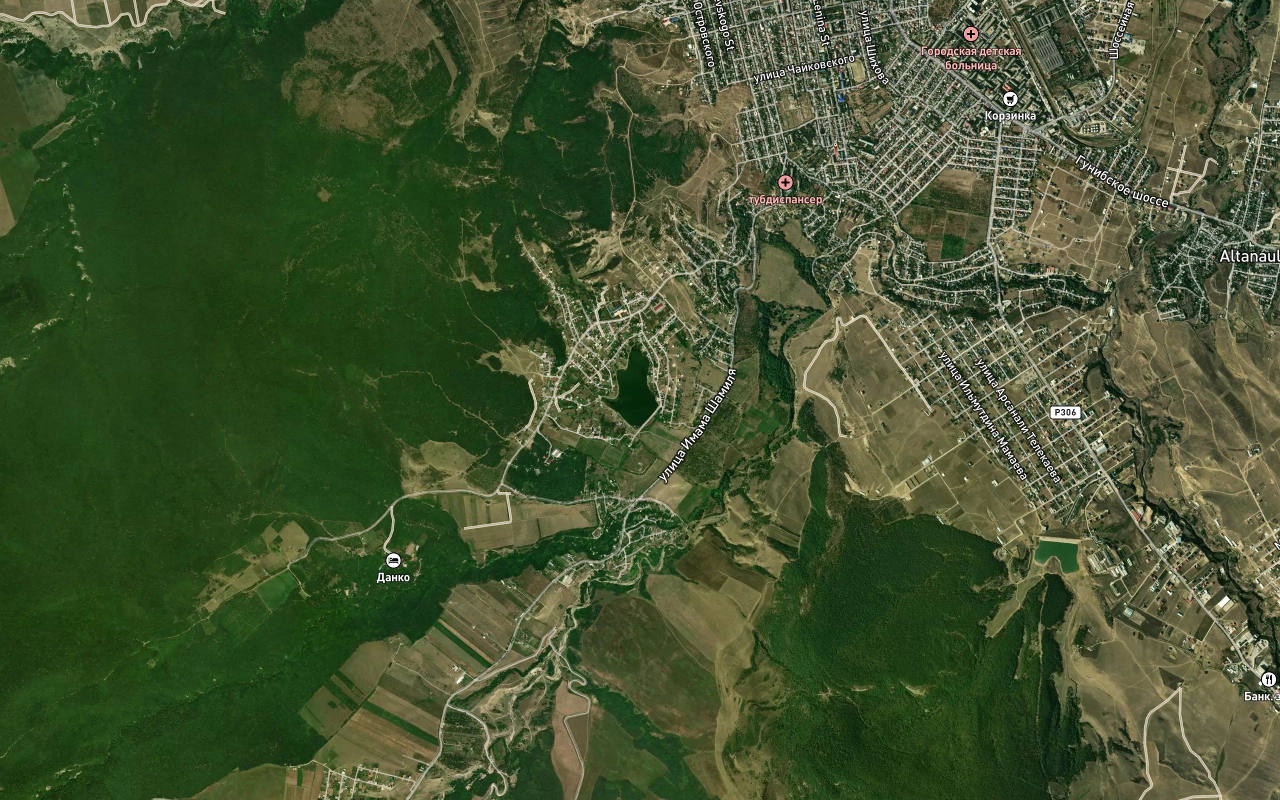 Ozero Komsomol'skoye