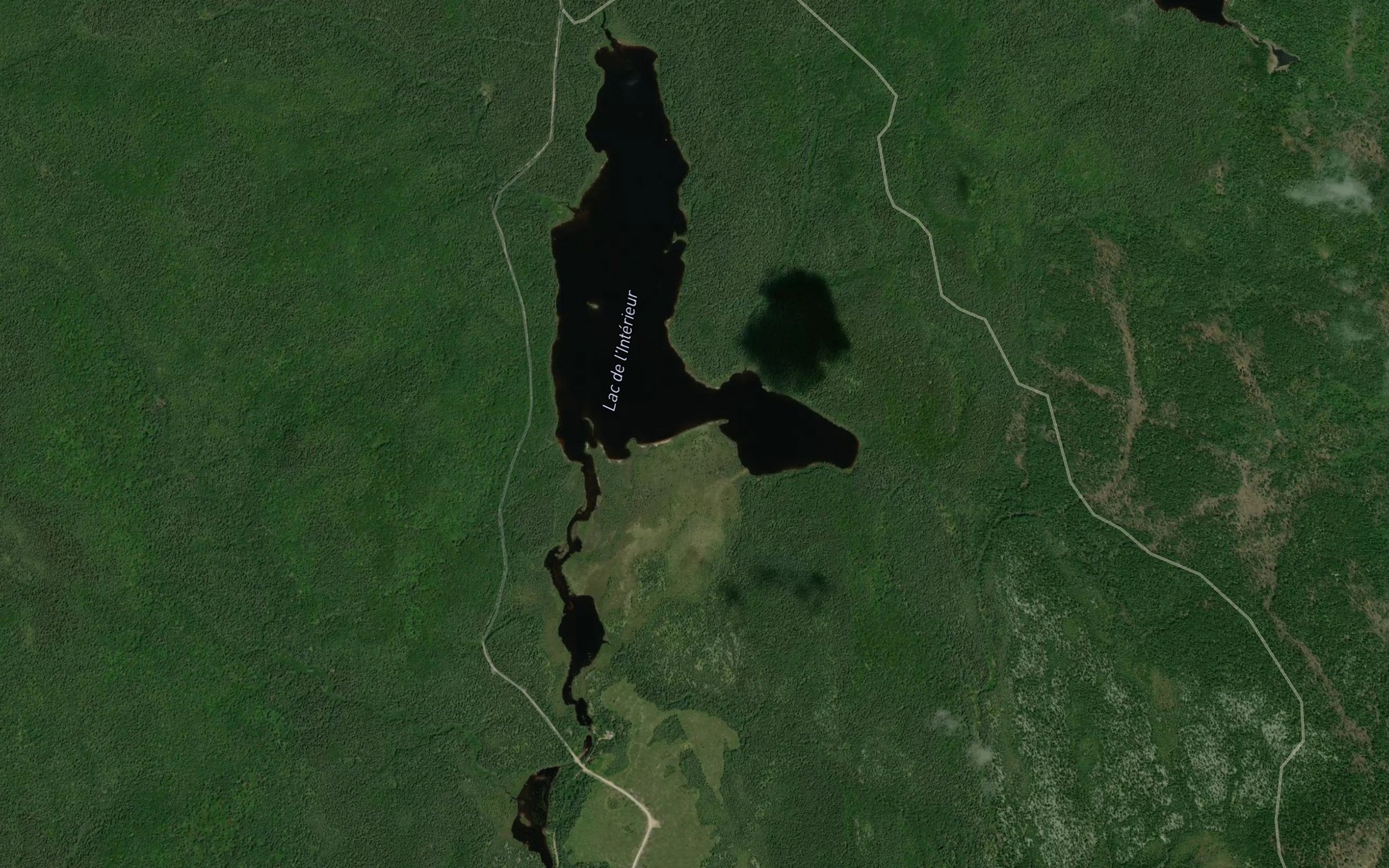 Satellite map of the Lac de l'Interieur