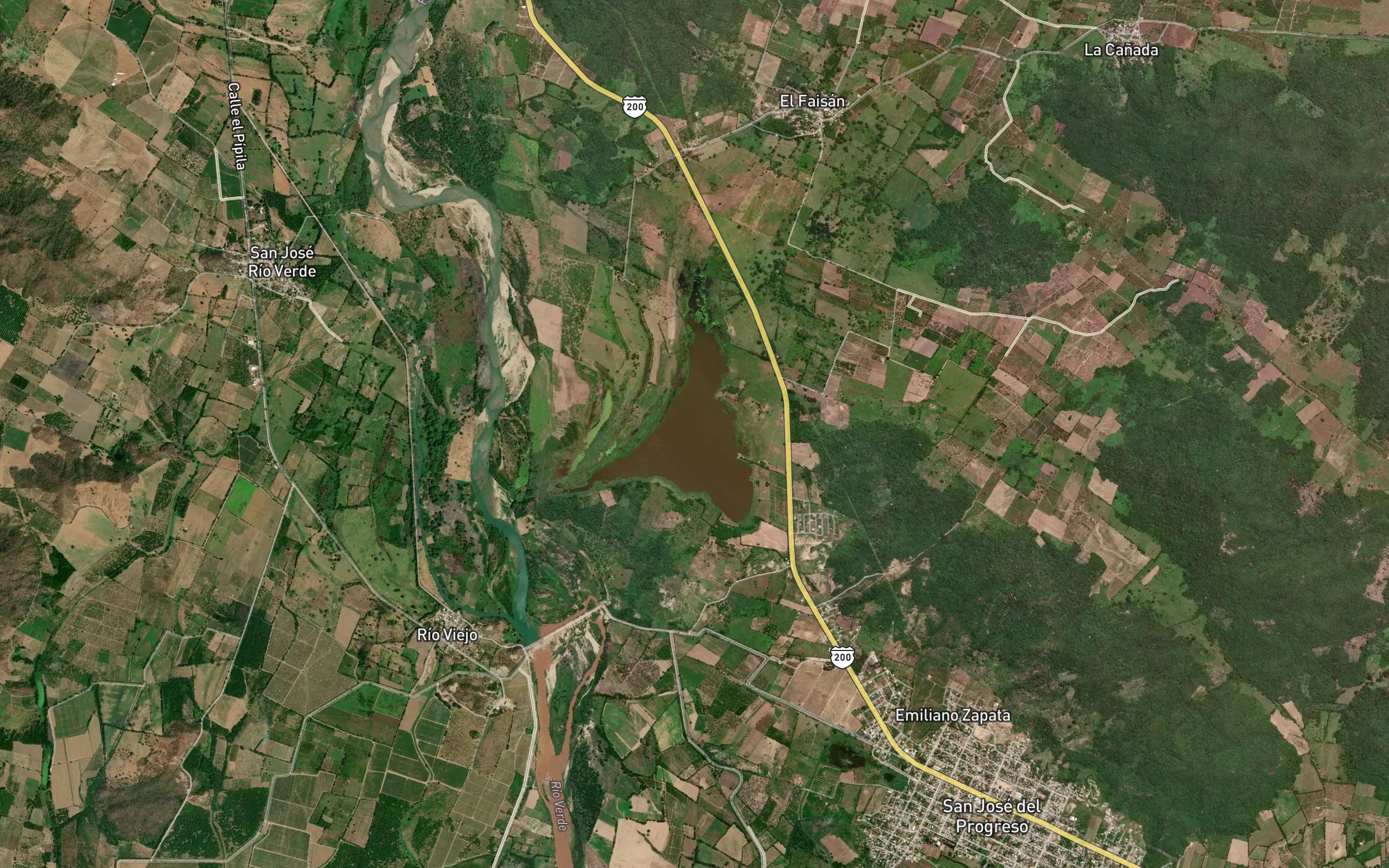 Laguna Charco Lavalo