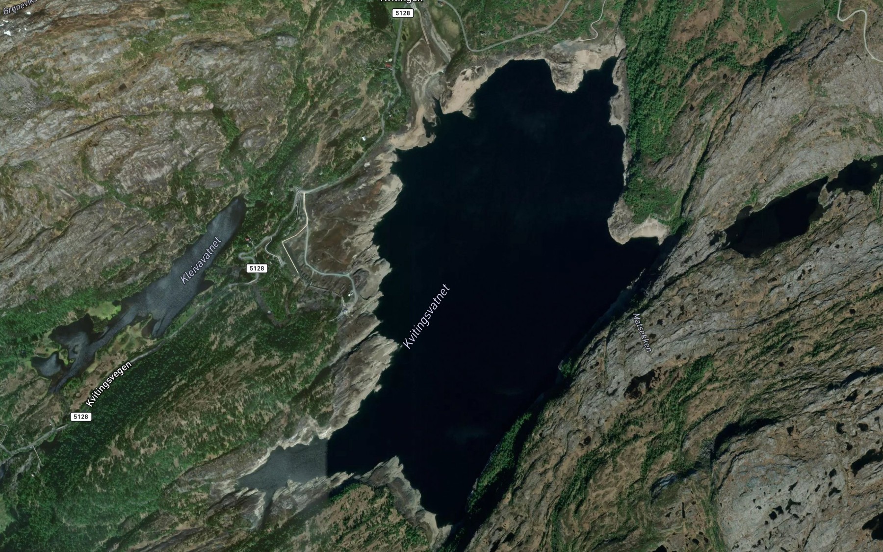 Satellite map of the Kvitingsvatnet