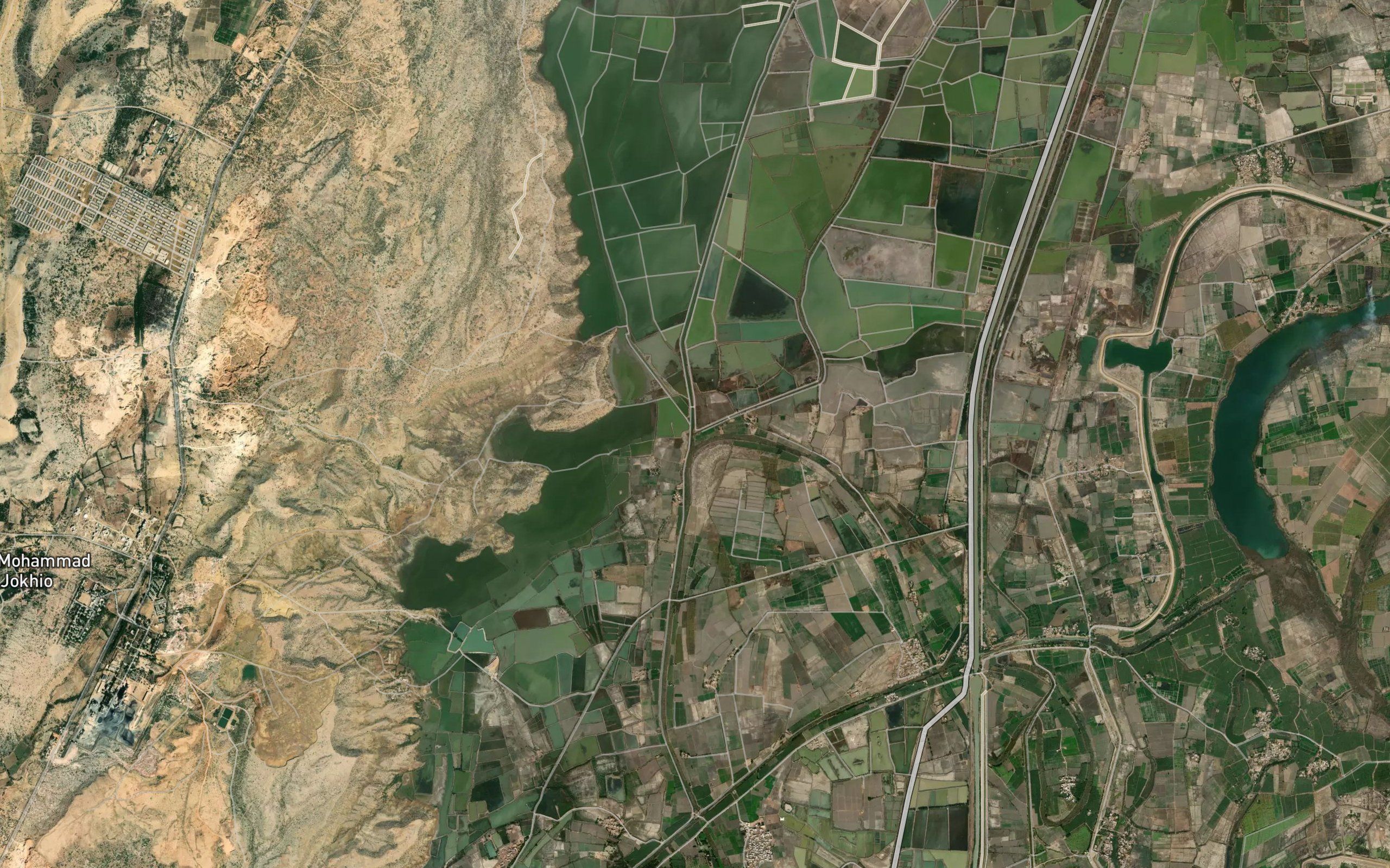 Four Left Thatta Drain