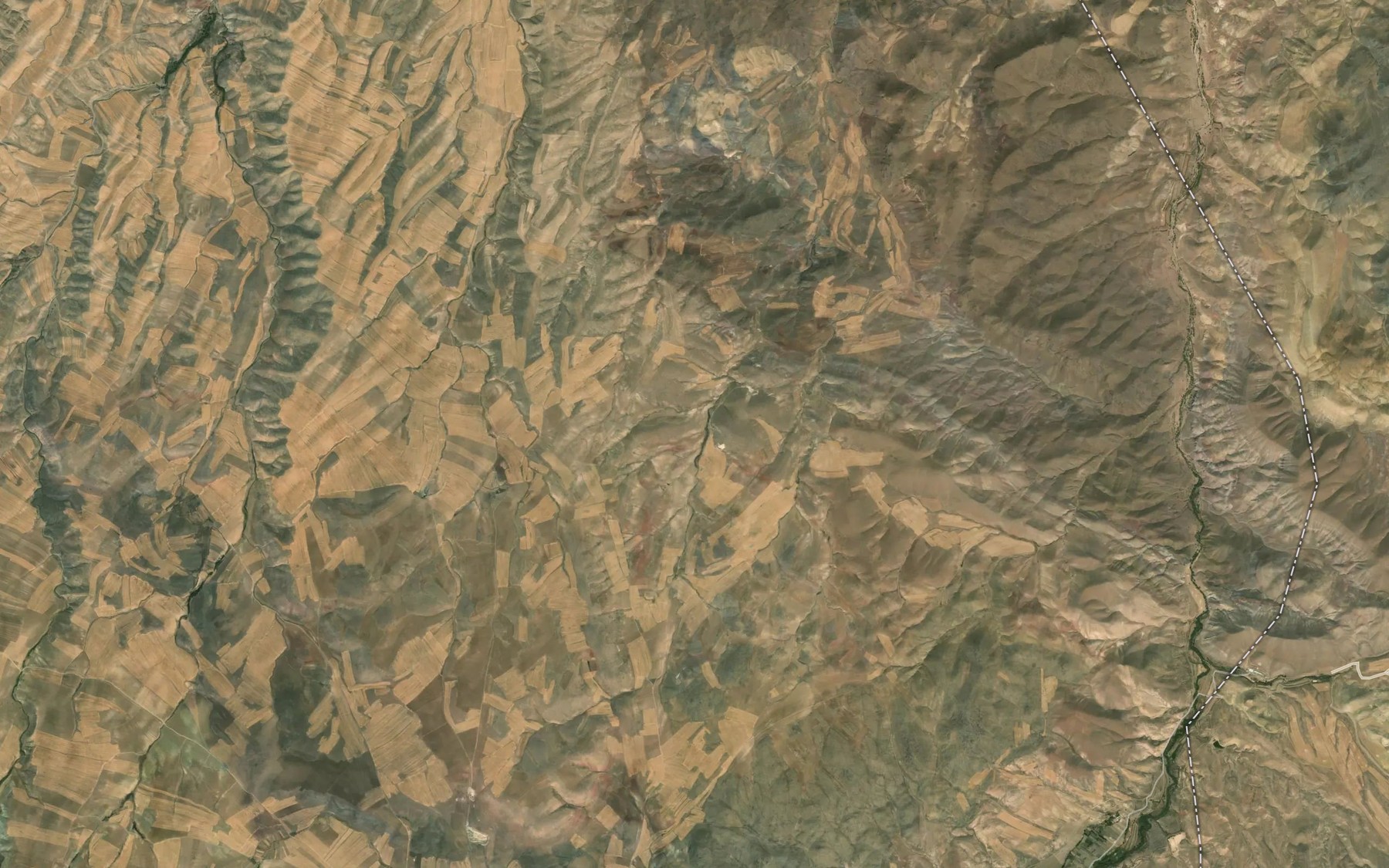 Satellite map of the Cheshmeh-ye Boyuk Bayer