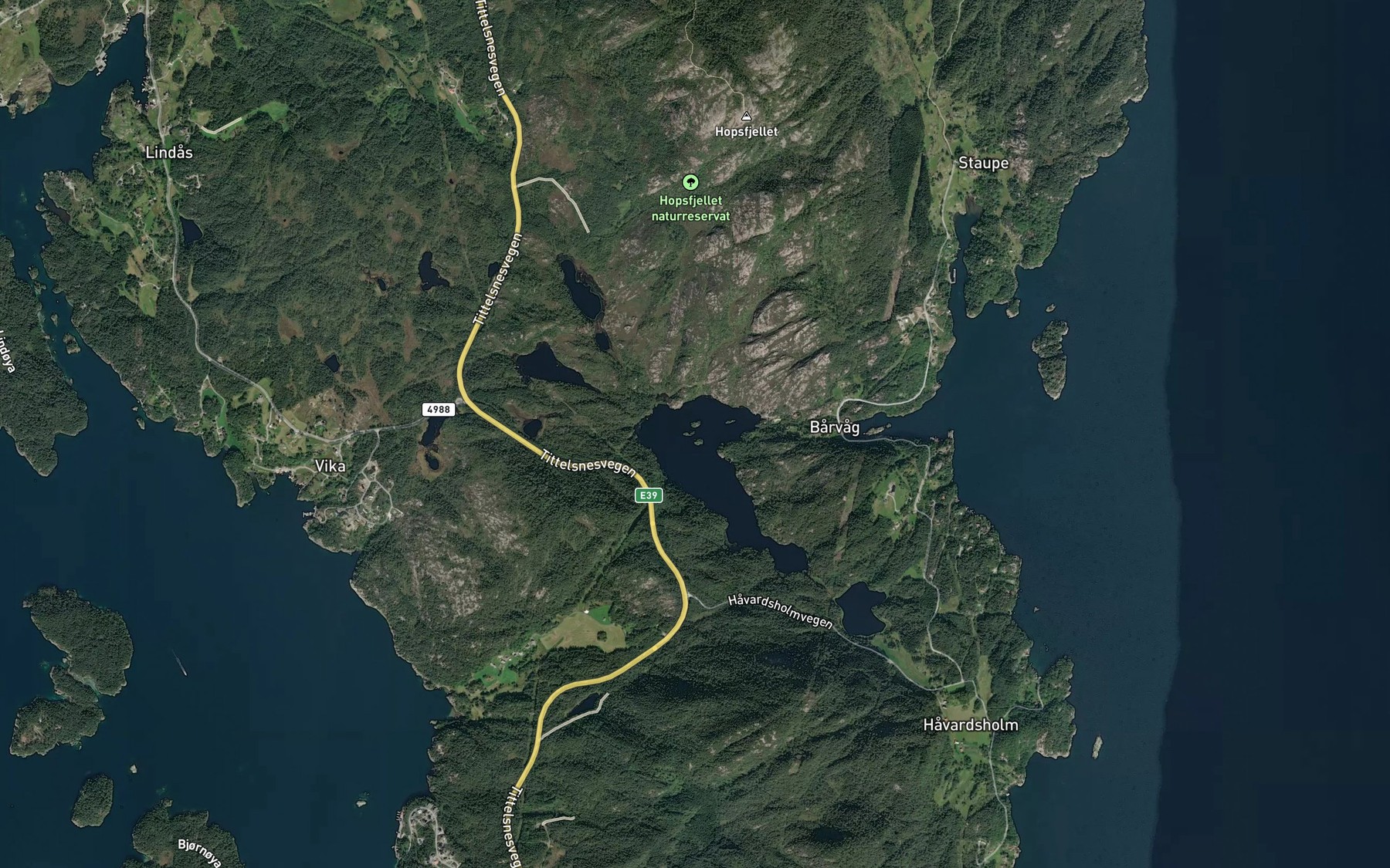Satellite map of the Barvagsvatnet