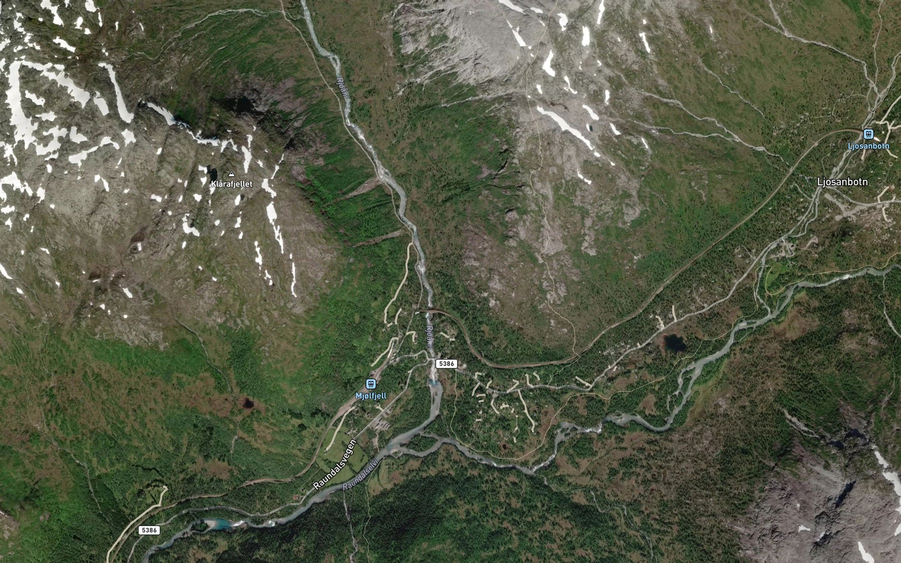 Satellite map of the Rjoandani