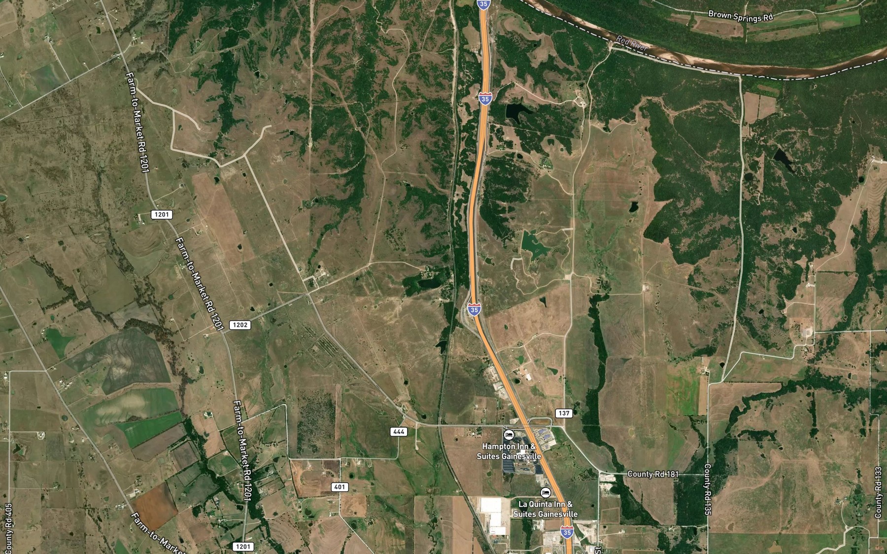 Satellite map of the North Club Lake