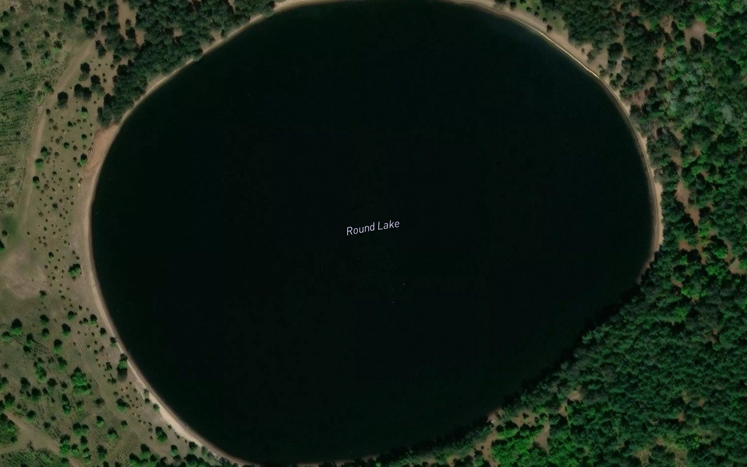 Round Lake