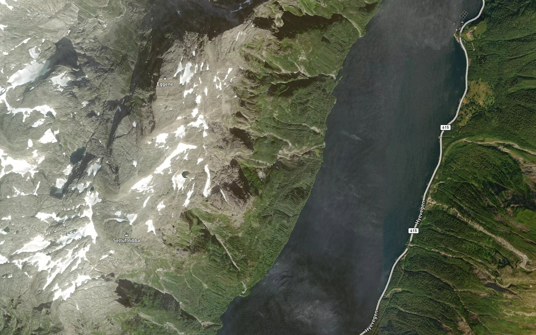 Satellite map of the Roysskreda