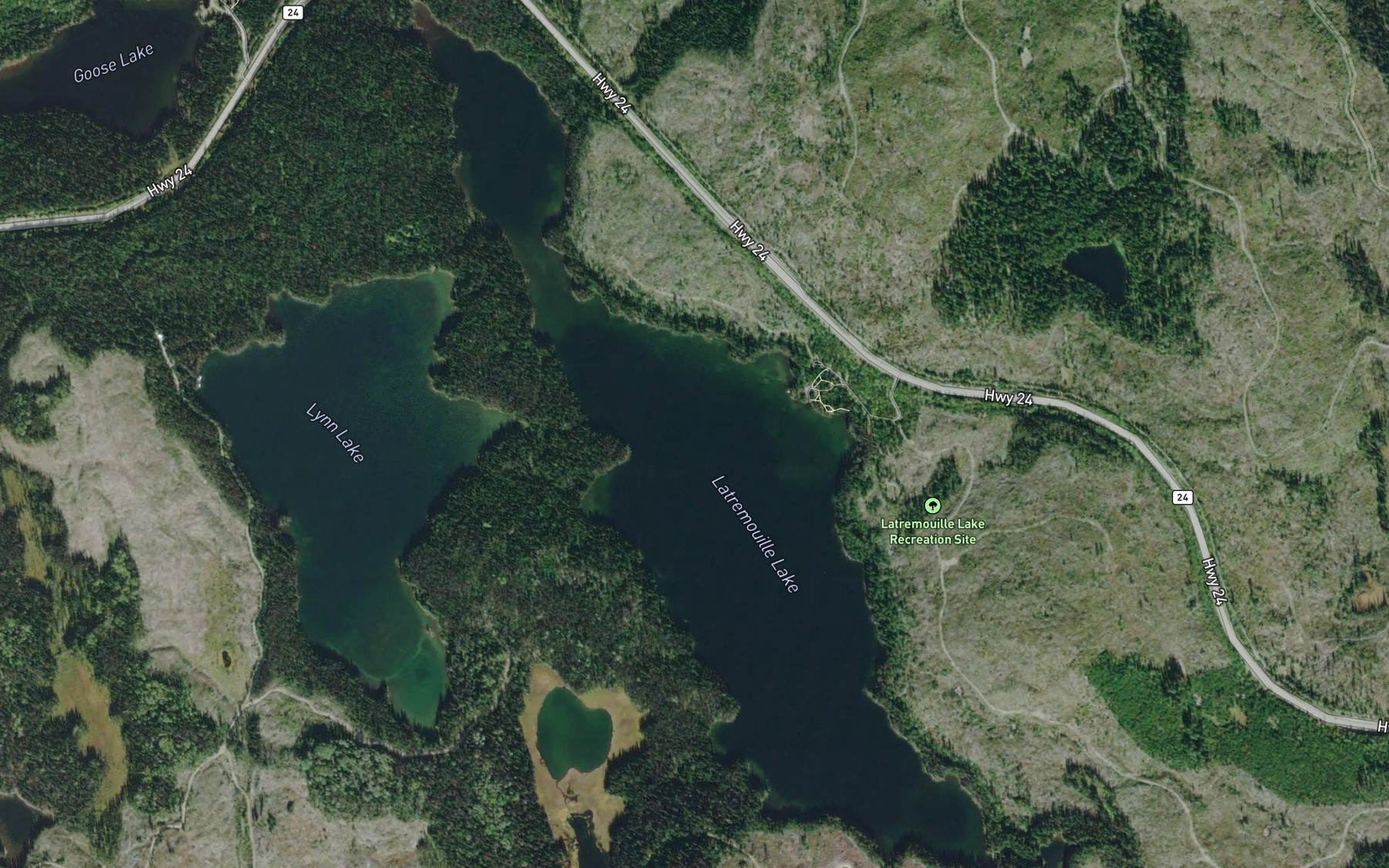 Satellite map of the Latremouille Lake