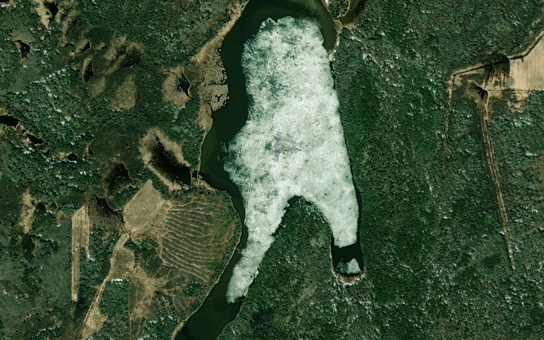 Satellite map of the Lac Prevu