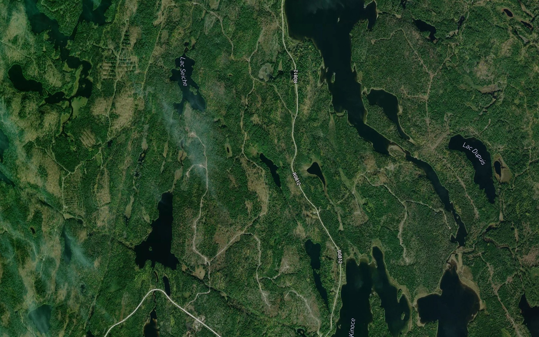Satellite map of the Lac en Queue-d'Aronde