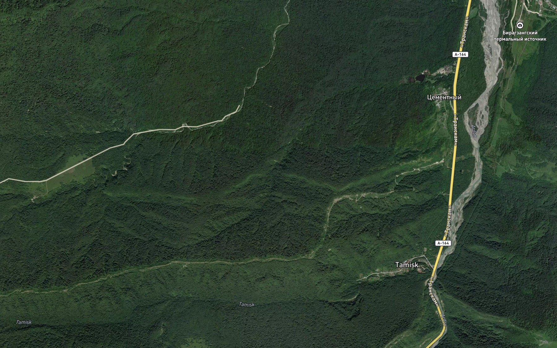 Satellite map of the Ushchel'ye Fasholgardon-Kom
