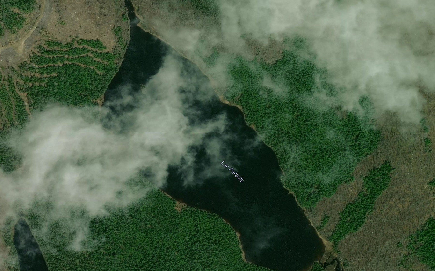 Satellite map of the Lac Paradis