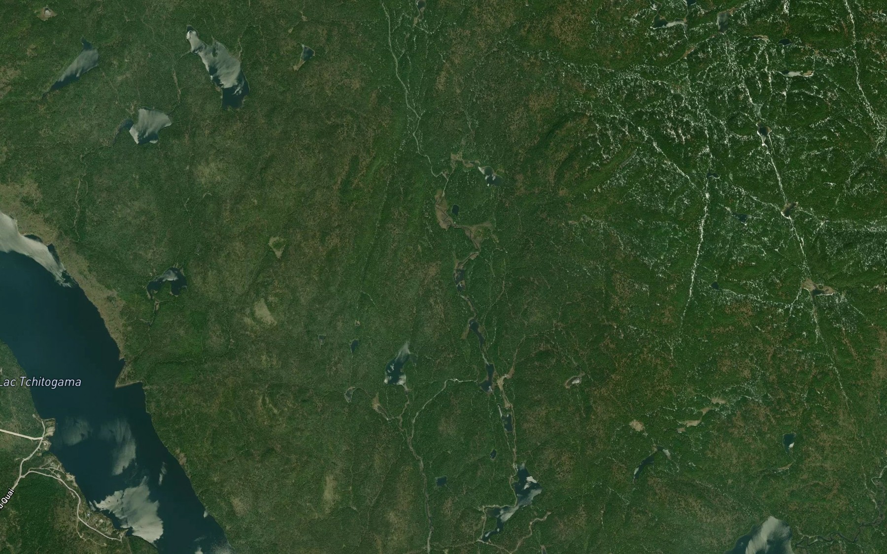 Satellite map of the Lac de la Loutre