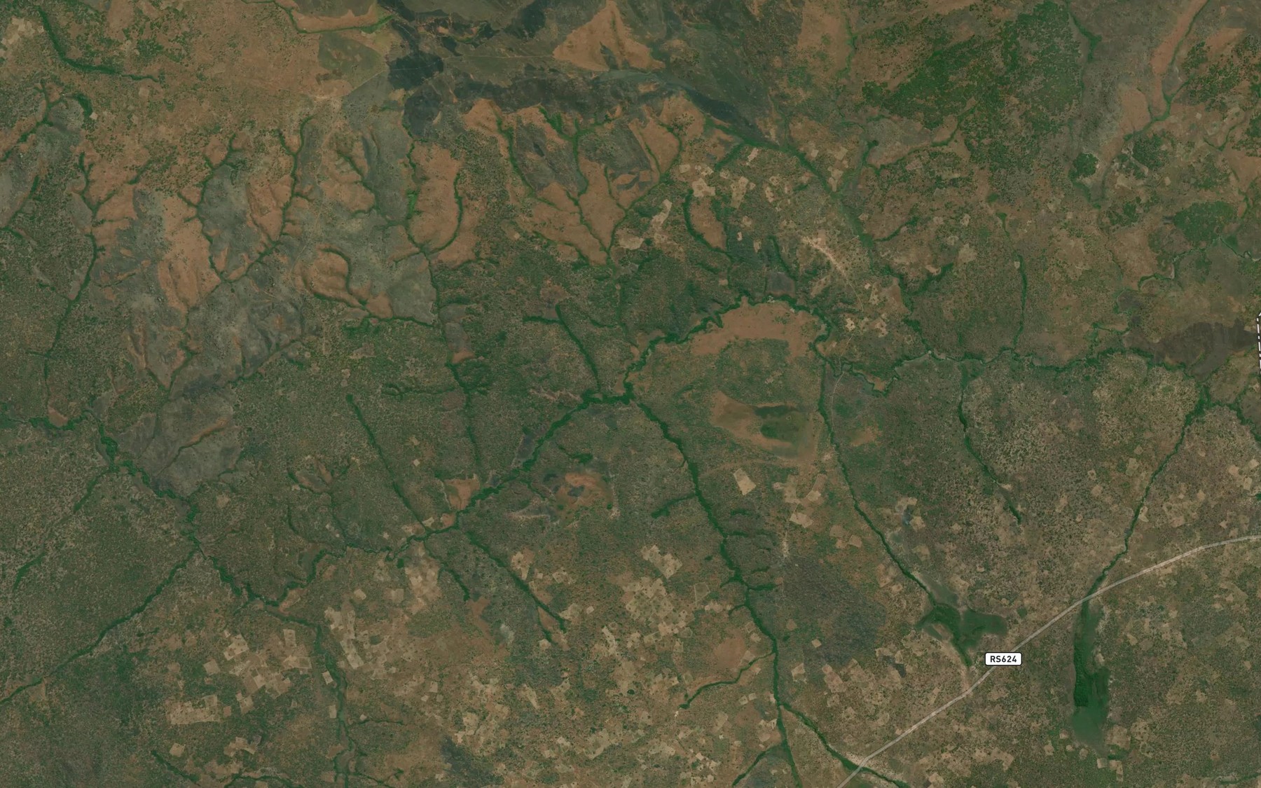 Satellite map of the Luantete