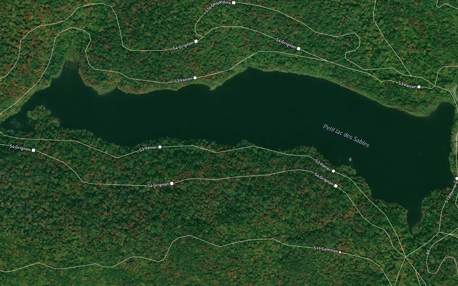 Satellite map of the Petit lac des Sables