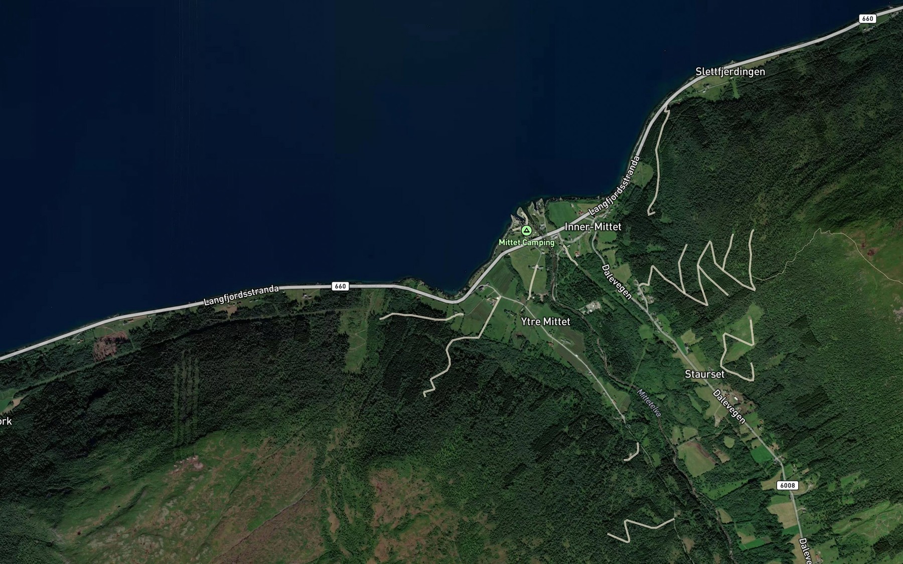Satellite map of the Ytremittetbukta