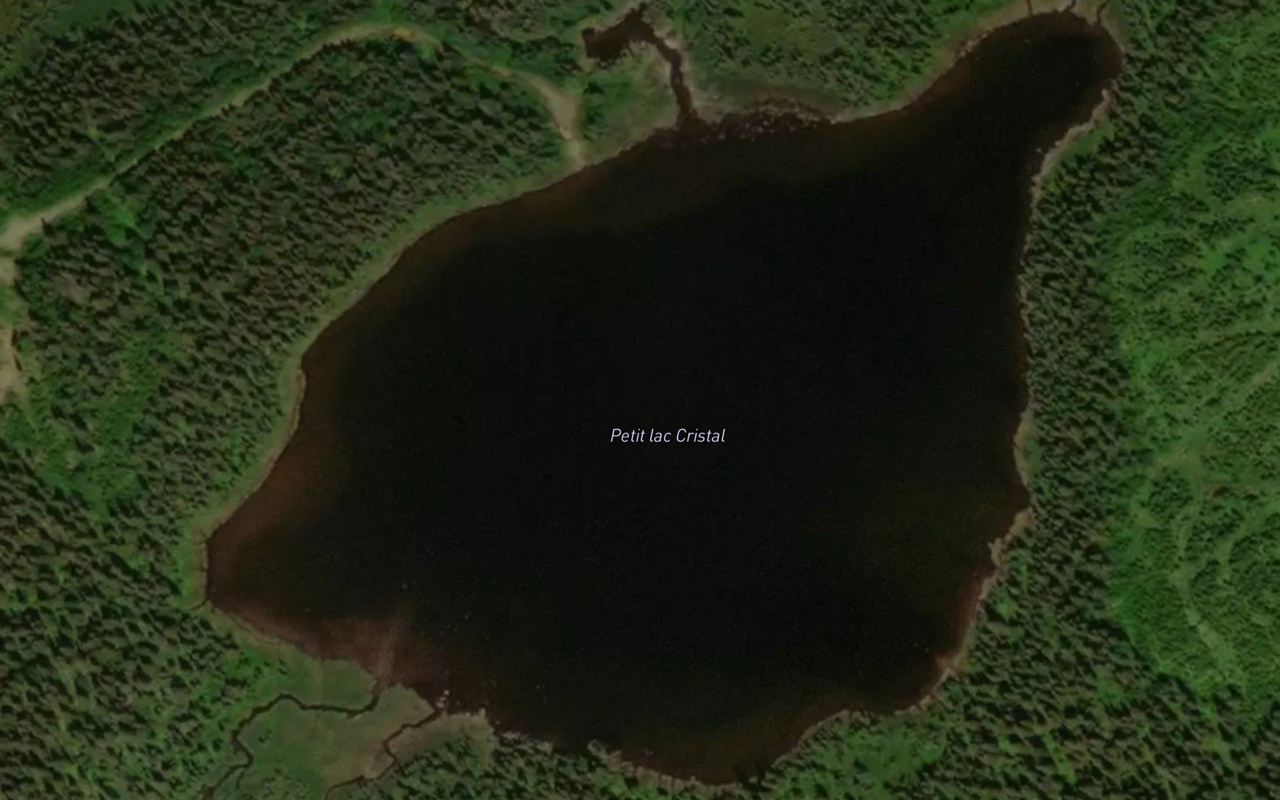 Petit lac Cristal