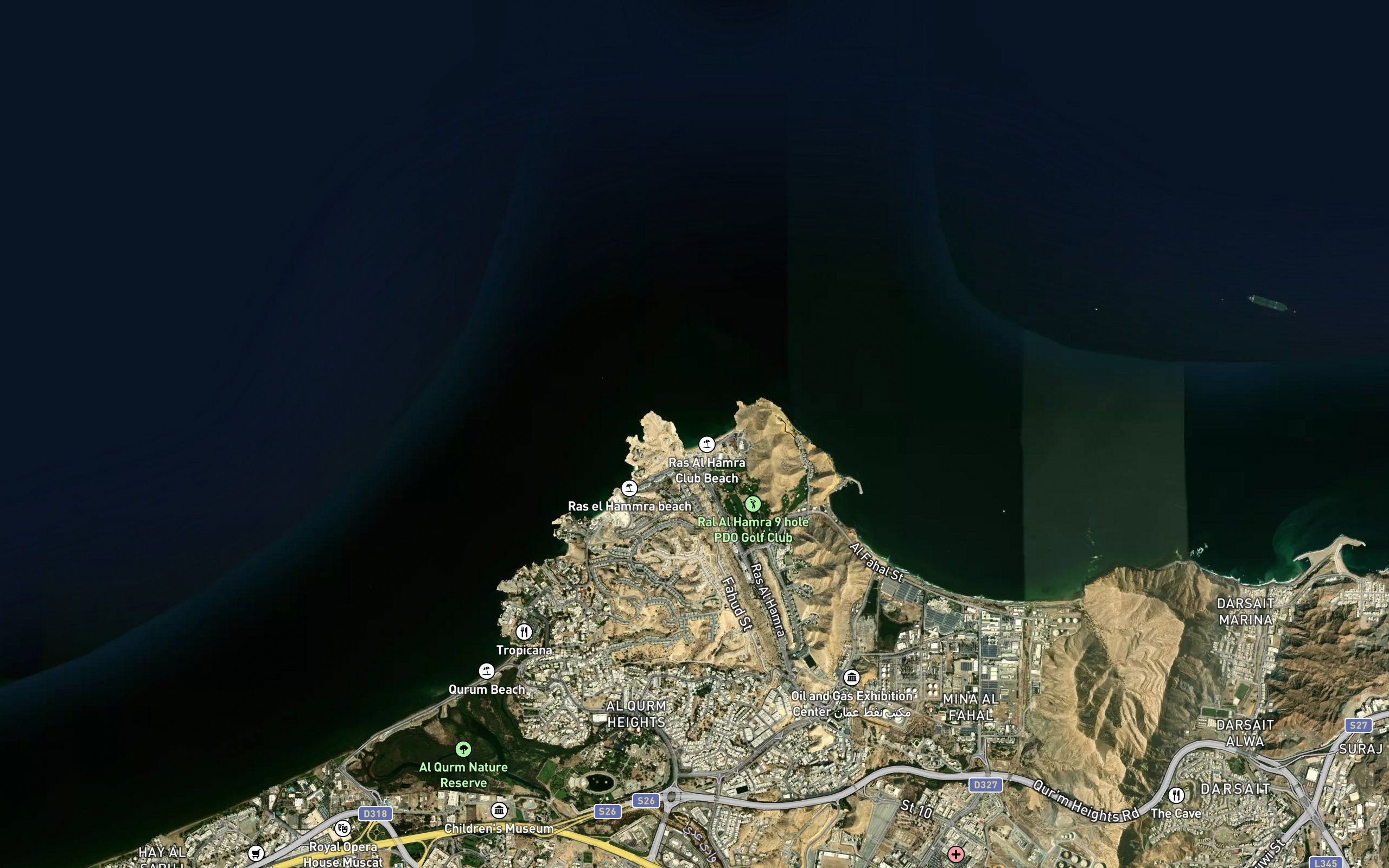Ra's al Hamra' Bay