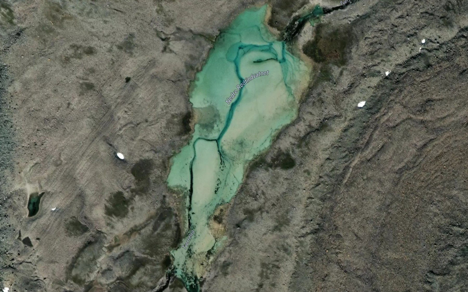 Satellite map of the Nedre Rodtindvatnet