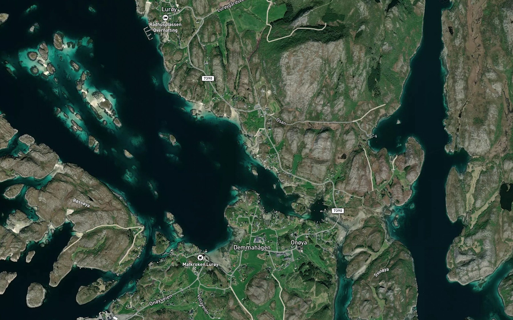 Satellite map of the Storskarvika