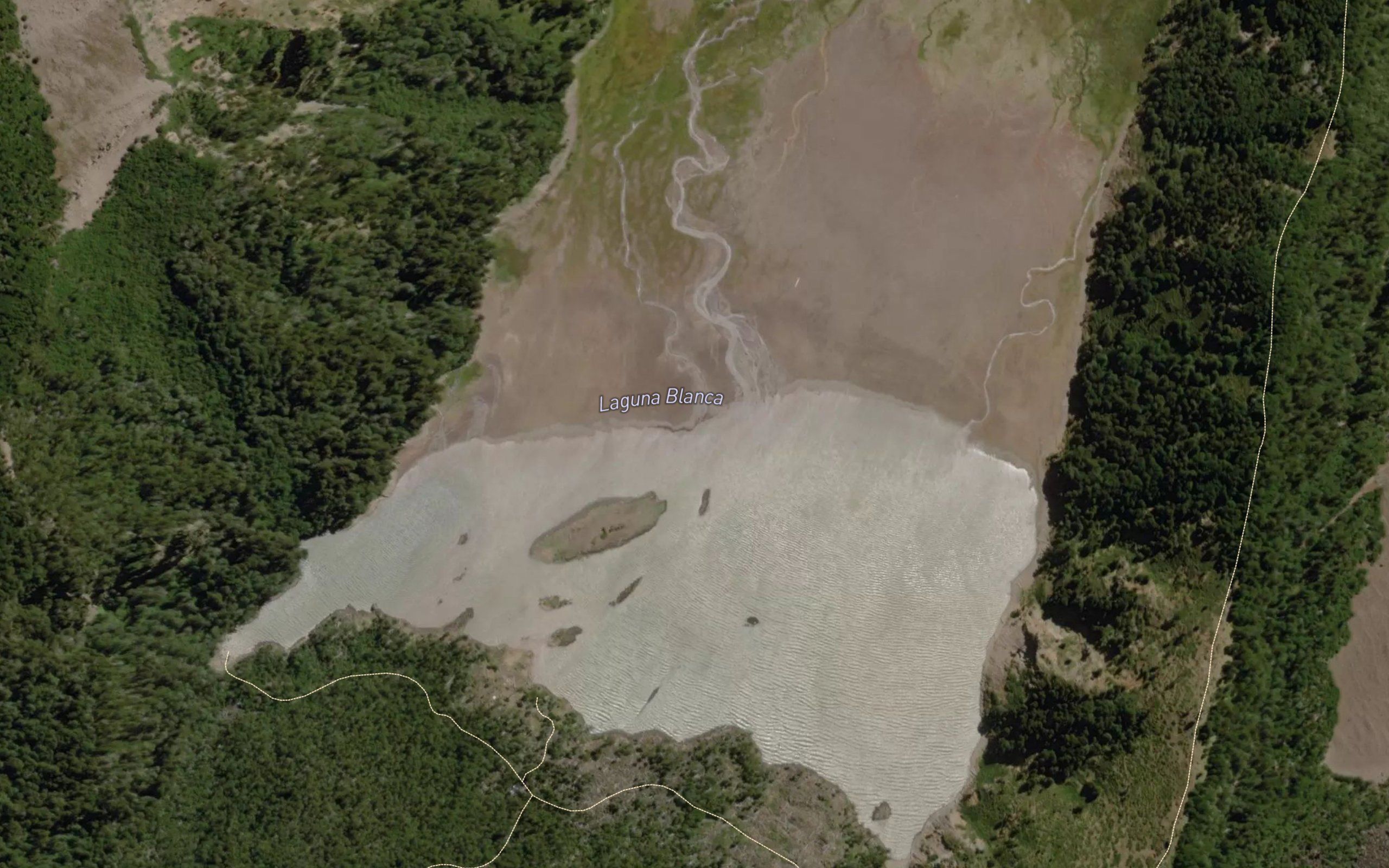 Laguna Blanca