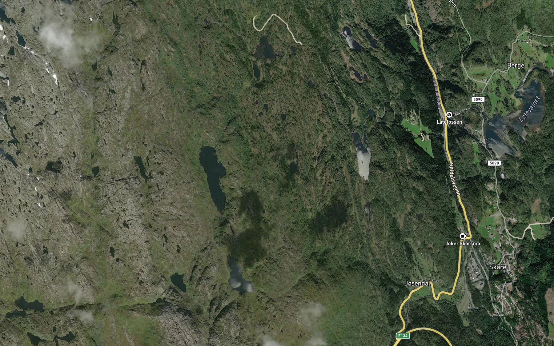 Satellite map of the Hellesvassbekken