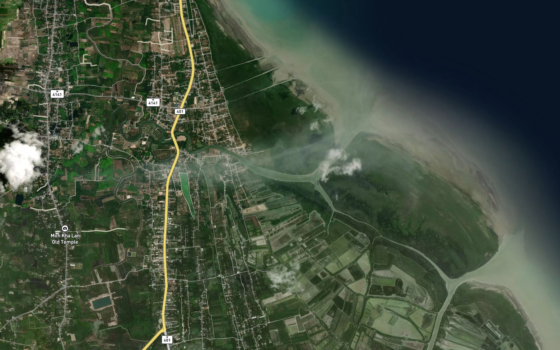 Satellite map of the Khlong Pak Phaying