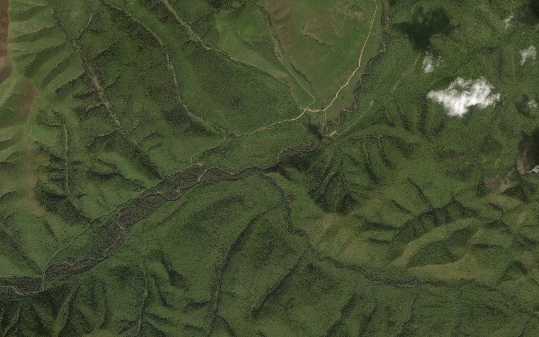 Satellite map of the Tyazhelyy