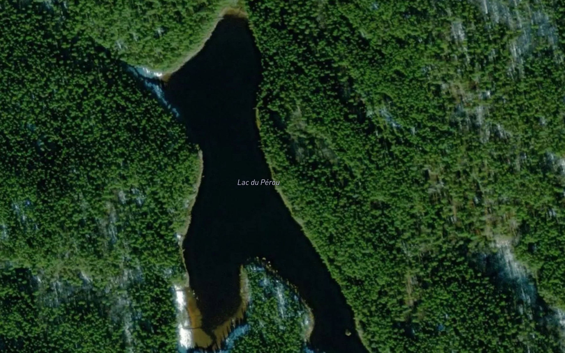 Satellite map of the Lac du Perou