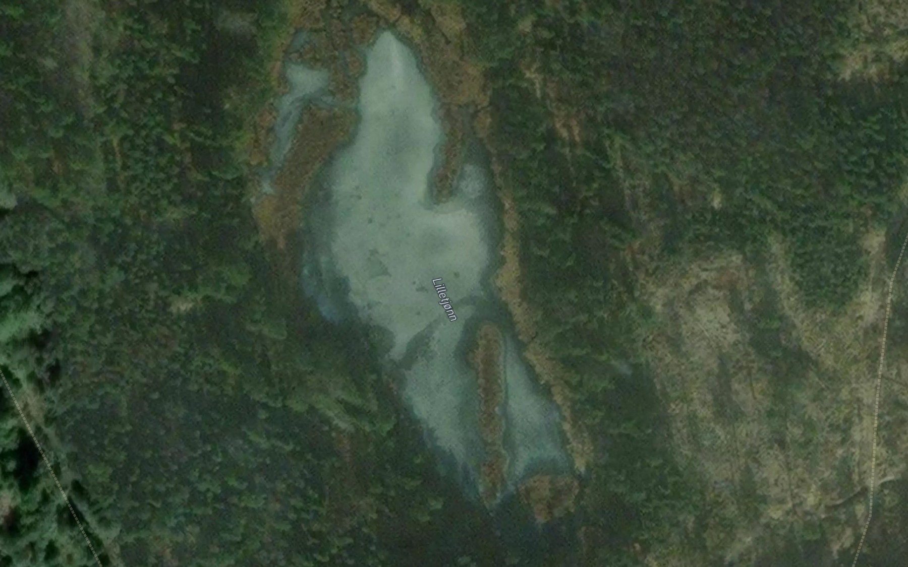 Satellite map of the Lilletjonn