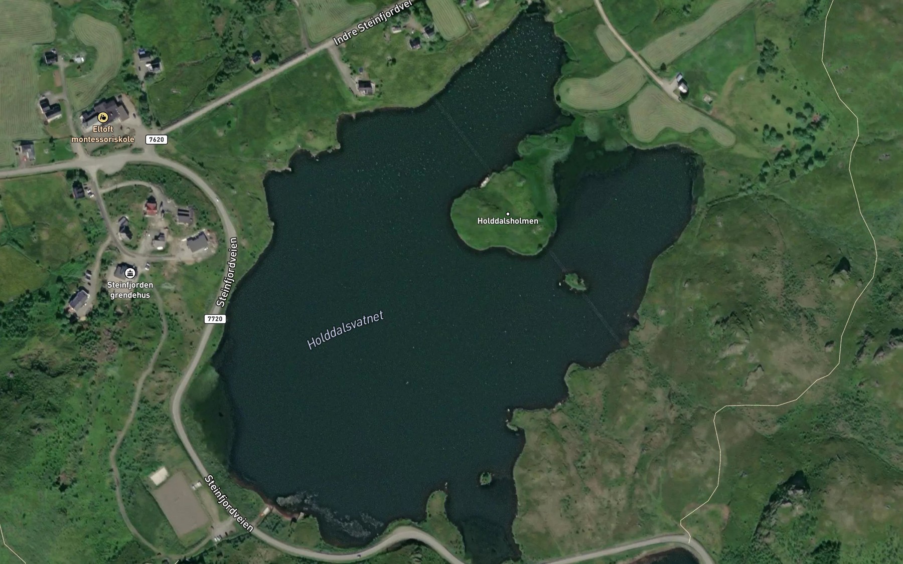 Satellite map of the Holddalslivatnet