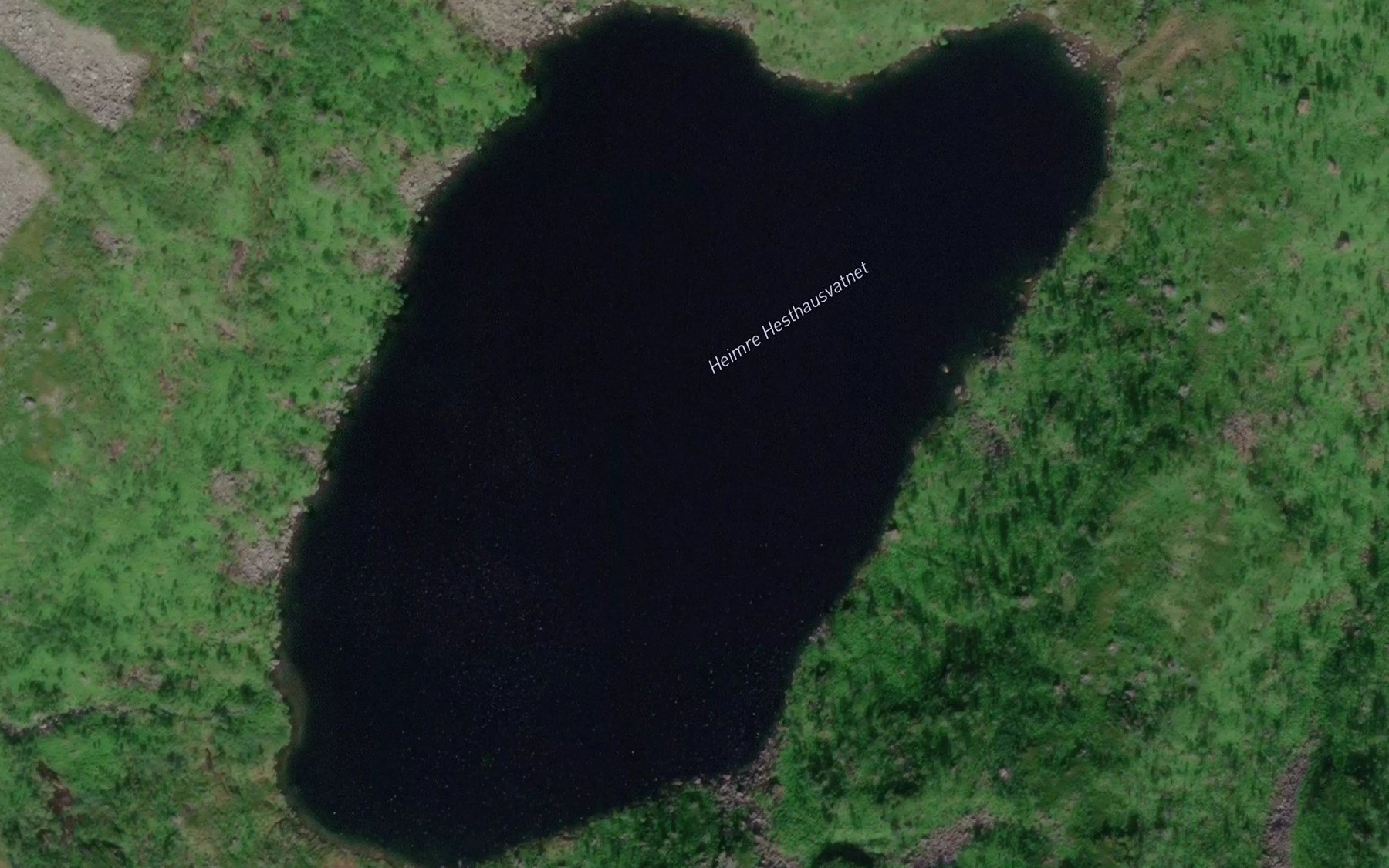 Satellite map of the Heimre Hesthausvatnet