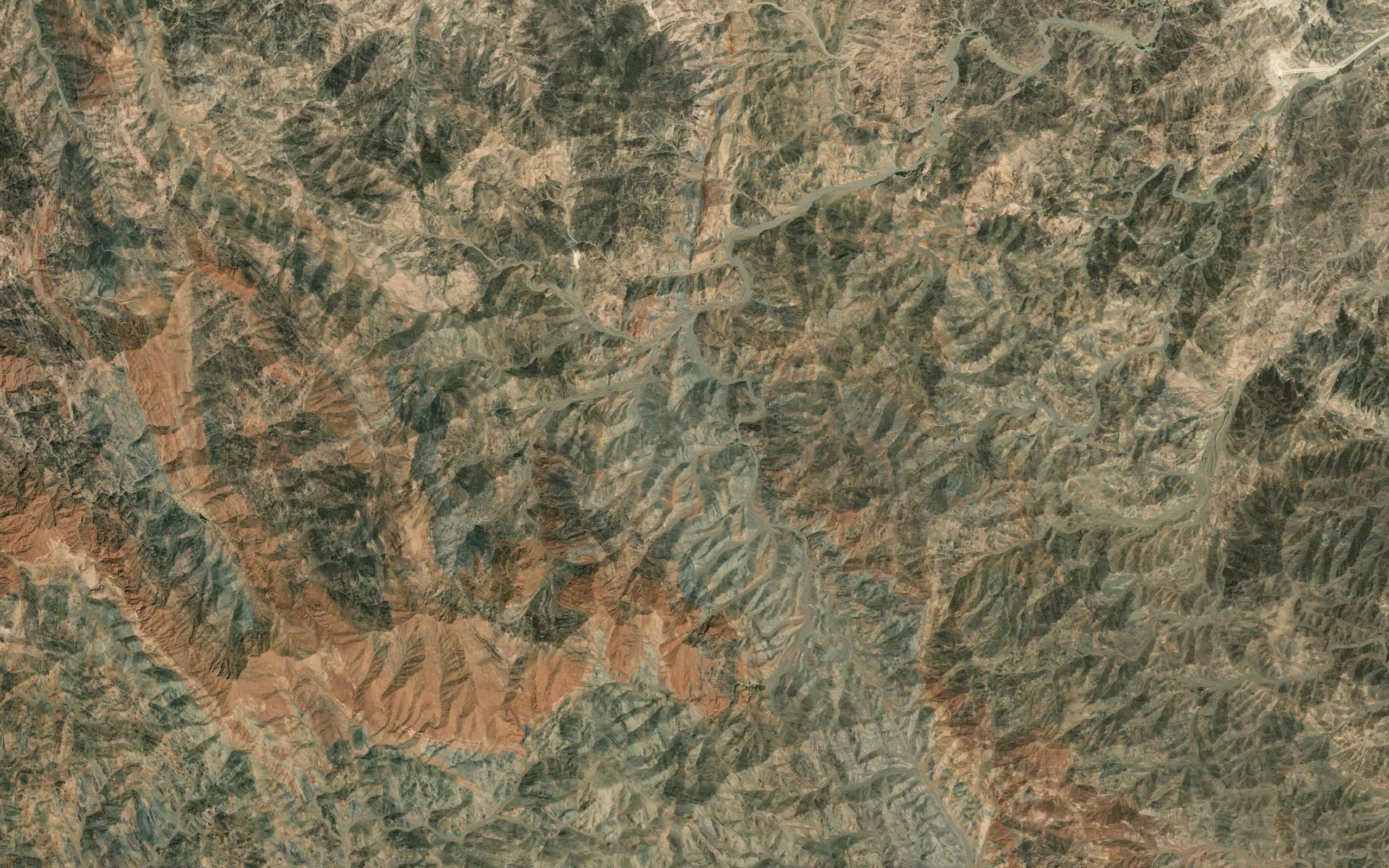 Cheshmeh-ye Narestan-e Mian