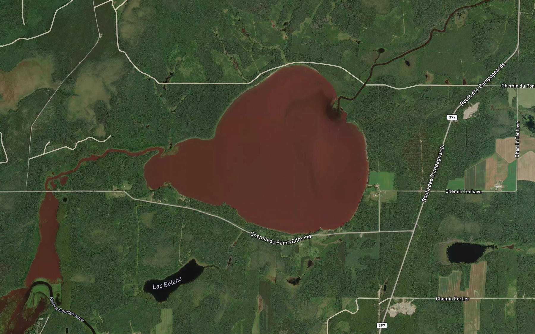 Satellite map of the Lac Senneville