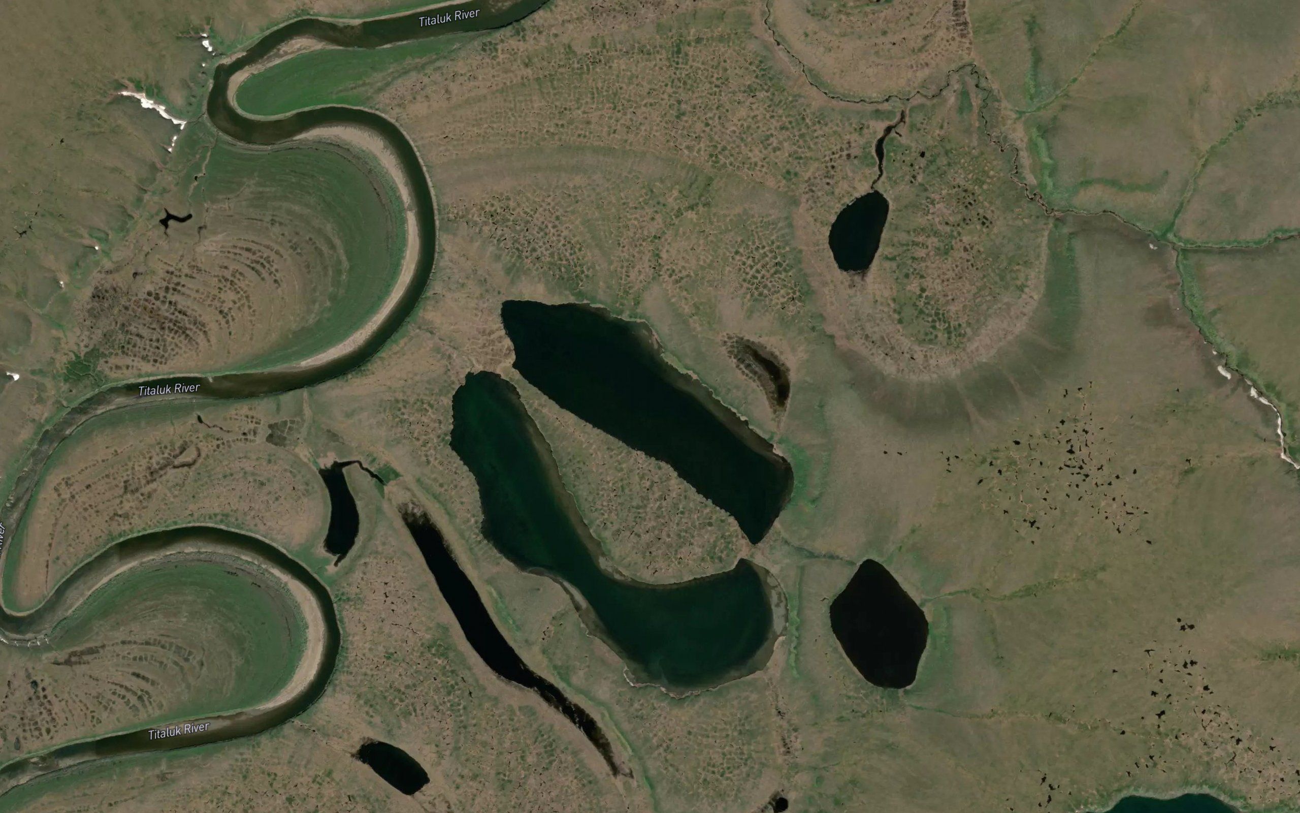 Oumalik Lake
