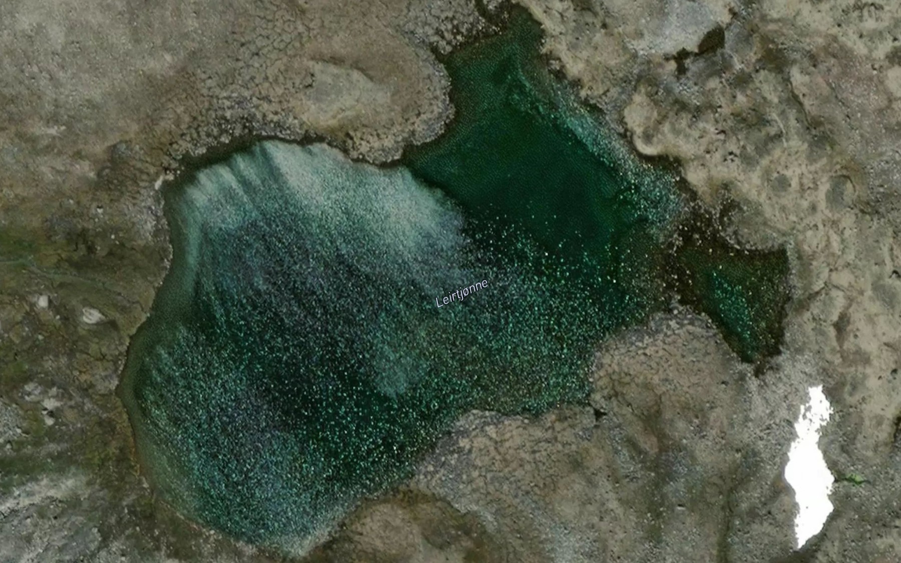 Satellite map of the Leirtjorni