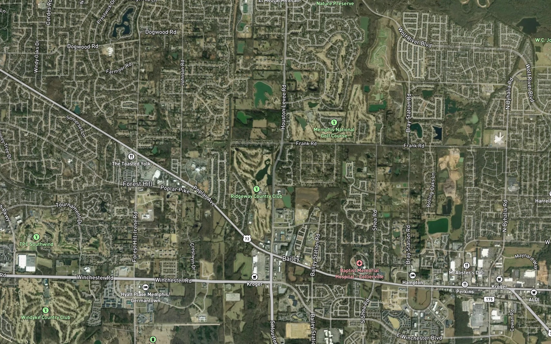 Satellite map of the Ridgeway Country Club Lake