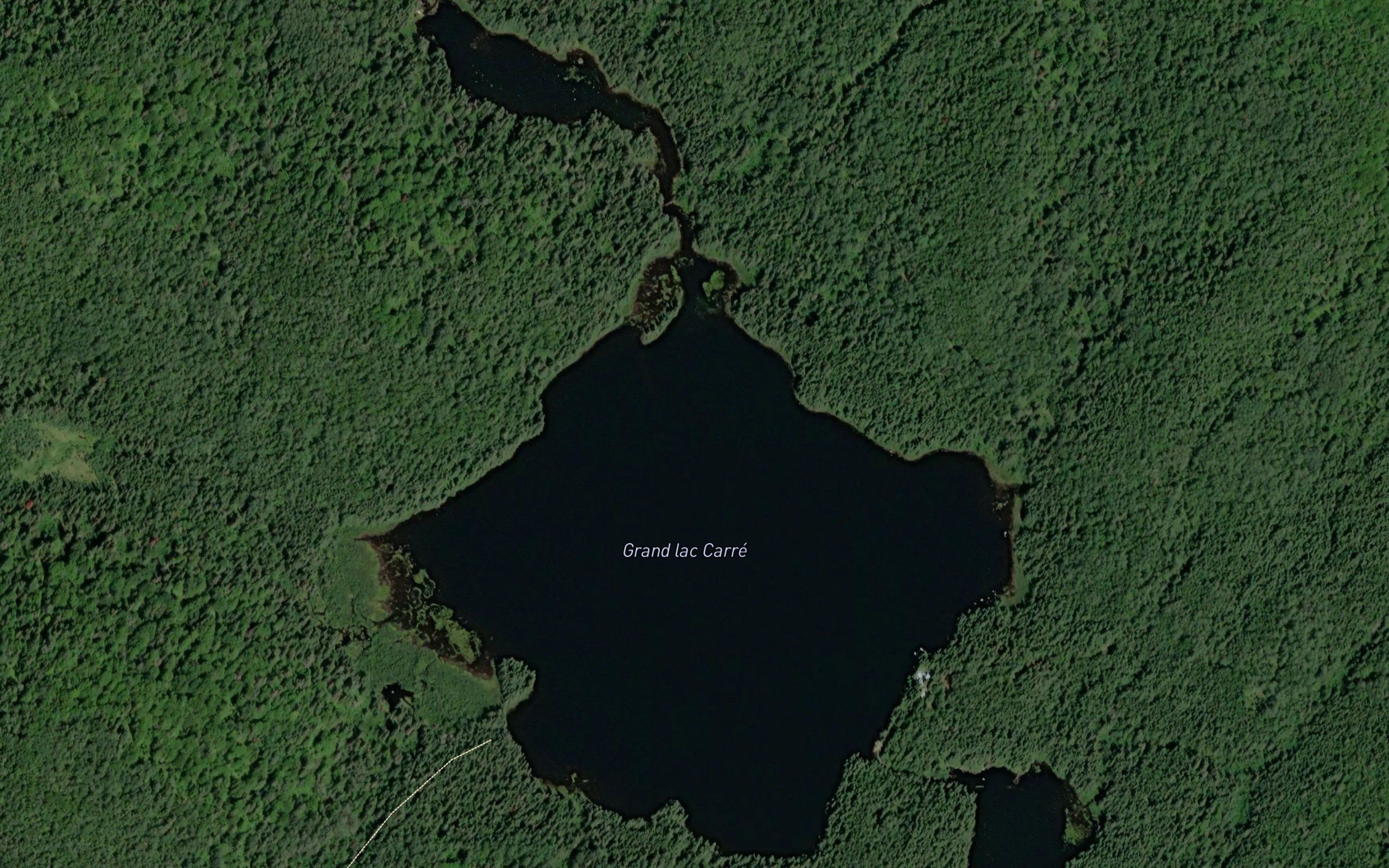 Grand lac Carre